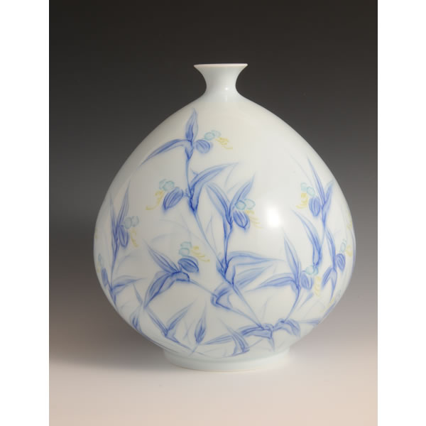 TSUYUKUSAMON KABIN (Flower Vase with Dayflower design) Arita ware