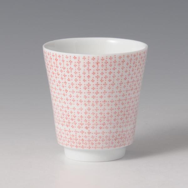 TENKOKUZOGAN GUINOMI (Sake Cup with Stippling Inlay) Arita ware