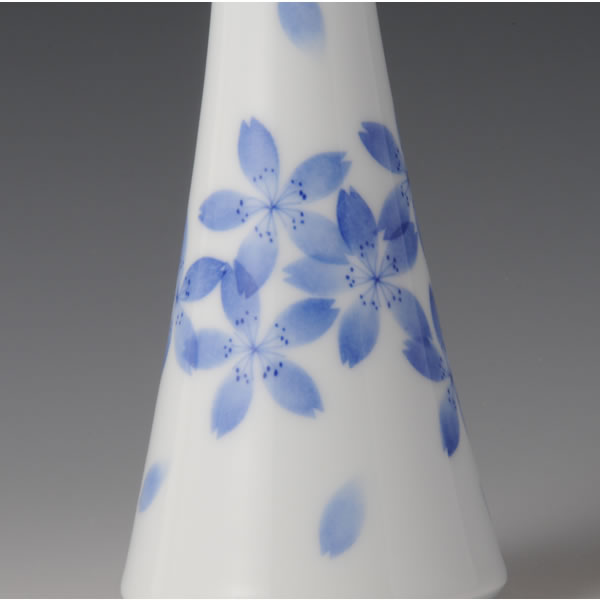 WASHIZOME SAKURMON Ichirinzashi (Single Flower Vase with Cherry Petals design B) Arita ware
