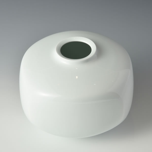 HAKUJI SHIHOSHI TSUBO (White Porcelain Square Jar) Arita ware