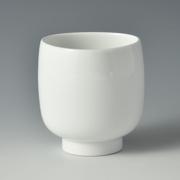 HAKUJI SANKAKU YUNOMI (White Porcelain Triangle Teacup) Arita ware