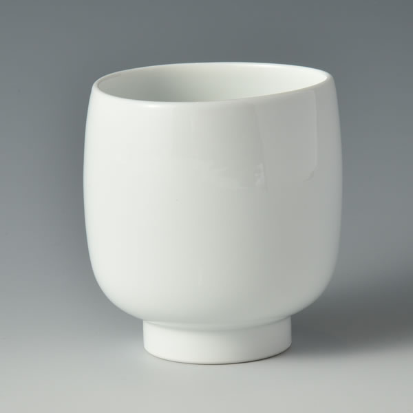 HAKUJI SANKAKU YUNOMI (White Porcelain Traiangle Teacup) Arita ware