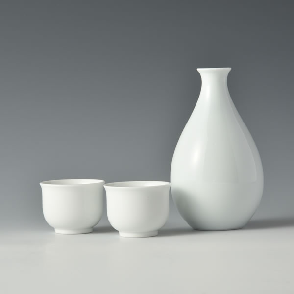 HAKUJI SHUKI  (White Porcelain Sake Bottle & Cup) Arita ware