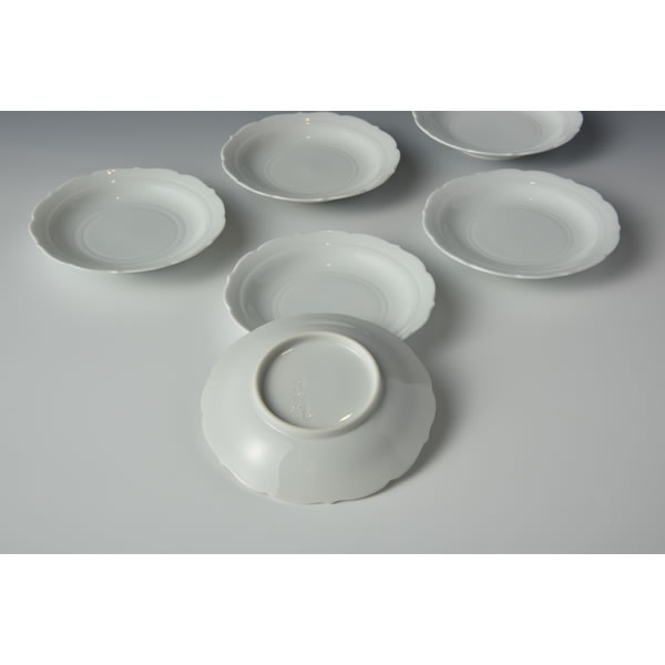 HAKUJI KOZARA (White Porcelain Dish) Arita ware