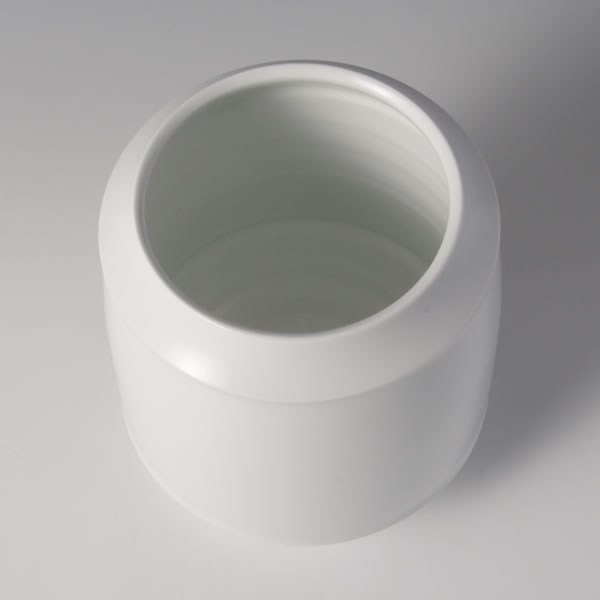 HAKUJI TSUBO (White Porcelain Jar E) Arita ware