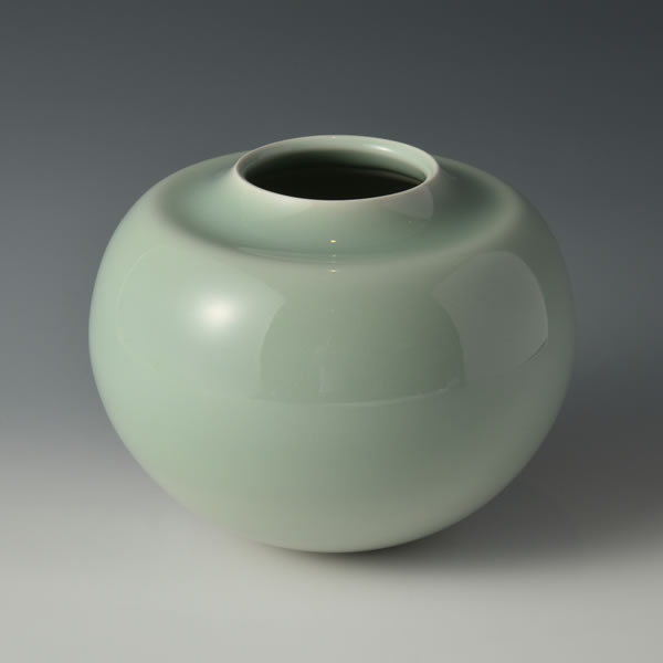 SEIHAKUJI TSUBO (White Porcelain Jar with Pale Blue glaze) Arita ware