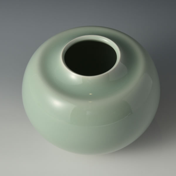 SEIHAKUJI TSUBO (White Porcelain Jar with Pale Blue glaze) Arita ware