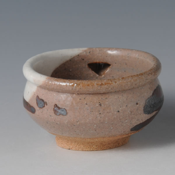 EGARATSU HAKEME KATAKUCHI (Decorated Karatsu Spouted Bowl with Brush Marks) Karatsu ware