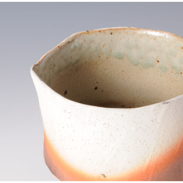 KARATSUYAKISHIME HAKEME CHAWAN (High-fired unglazed Tea Bowl with Brush Marks) Karatsu ware