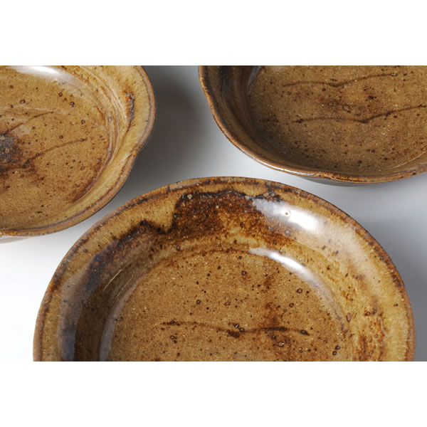 KIGARATSU KOBACHISOROE (Yellow glazed Karatsu ware Bowl) Karatsu ware