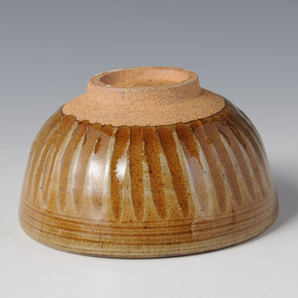 KIGARATSU MESHICHAWAN (Bowl of yellowish-brown Karatsu type) Karatsu ware