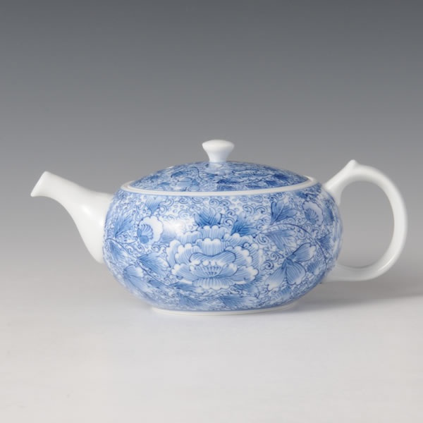BOTAN KARAKUSA HIRA POT (Teapot with Peony & Vines-coiled design) Mikawachi ware