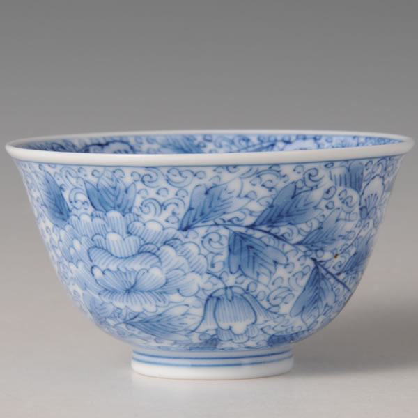 BOTAN KARAKUSA SHOSENCHAWAN (Teacup with Peony & Vines-coiled design Small) Mikawachi ware