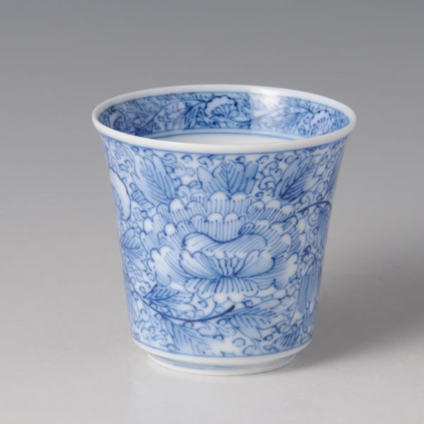 BOTAN KARAKUSA HAI TSUTSU  (Cylindrical Cup with Peony & Vines-coiled design) Mikawachi ware
