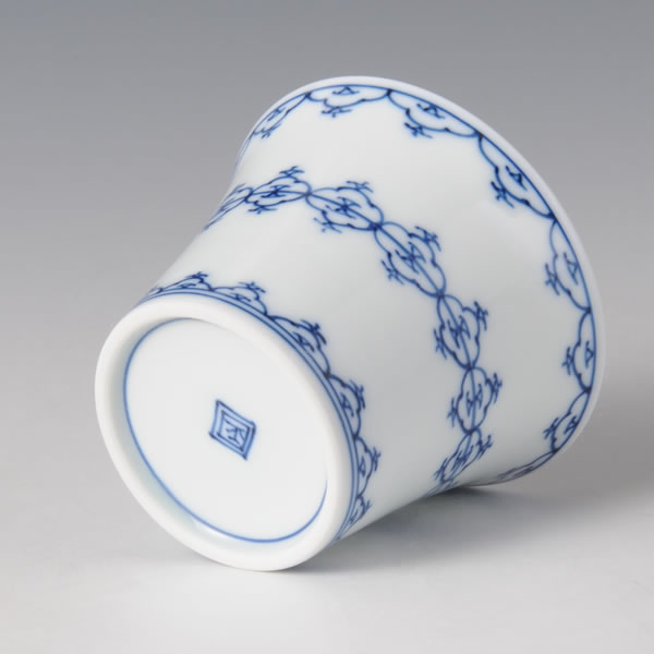 RINBO SORI HAI (Cup with curved Rim Small) Mikawachi ware