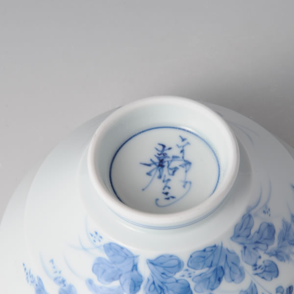 KIKUHAGI MEOTOCHAWAN (A pair of Bowls with Bush clover design) Mikawachi ware