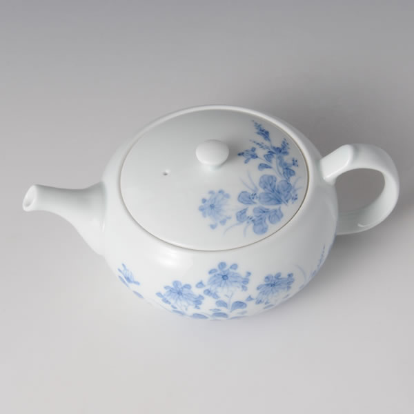 KIKUHAGI HIRAPOT (Teapot with Bush clover design) Mikawachi ware