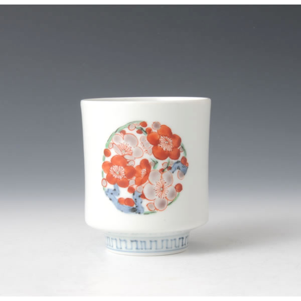 SOMENISHIKI UMEMARUMON YUNOMI (Teacup with Plum Circle design in polychrome overglaze painting) Arita ware