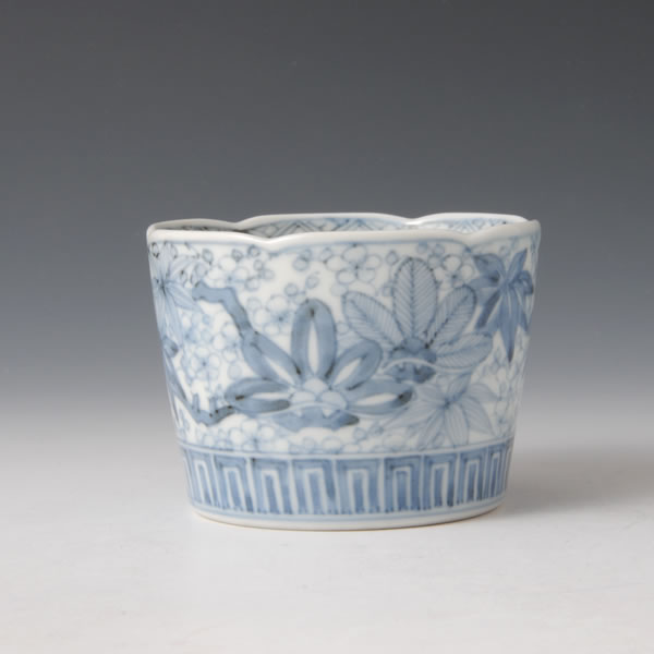 SOMETSUKE SHOCHIKUBAI ZUKUSHIMON SOBACHOKU (Cup with Pine Bamboo Plum design in underglaze blue) Arita ware