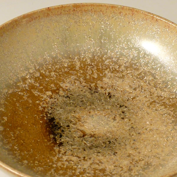 HARUGINGA MUKOZUKE (Small Dish with Spring Galaxy glaze)