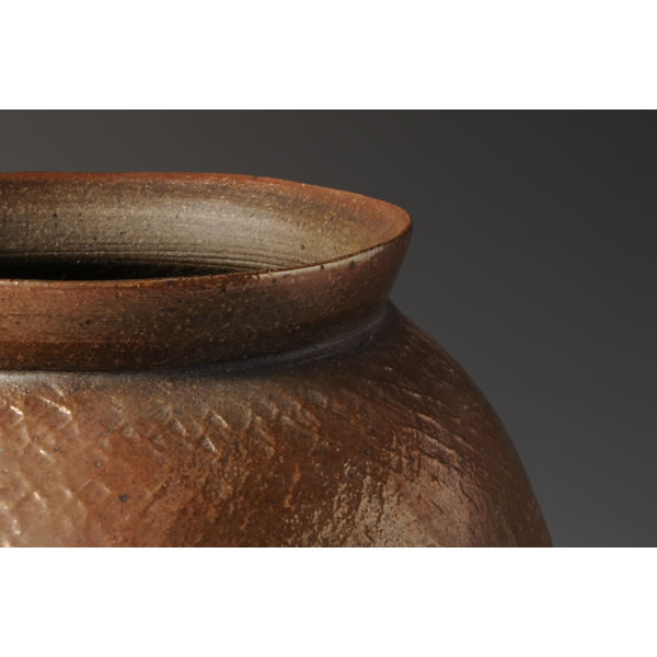 YAKISHIME TATAKIMON TSUBO (High-fired unglazed Jar with the Hitting Linear design) Takeo ware