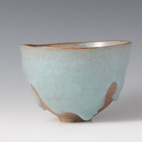 SEIJI YOHEN CHAWAN (Tea Bowl with Kiln Effects and Celadon glaze Ｄ) Kyoto ware