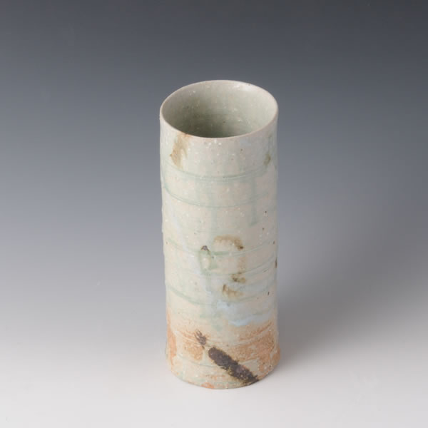 HAIYUSAI TAKE HANAIKE (Bamboo-shaped Flower Vase with Ash glaze decoration B) Kyoto ware