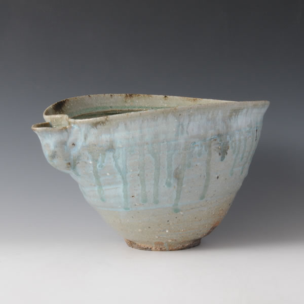 HAIYUSAI KAKEWAKE KATAKUCHI (Spouted Bowl in different colors with Ash glaze decoration) Kyoto ware