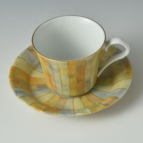 SAISHIKIKINSAI CUP (Cup with overglaze enamel and gold decoration D) Kutani ware