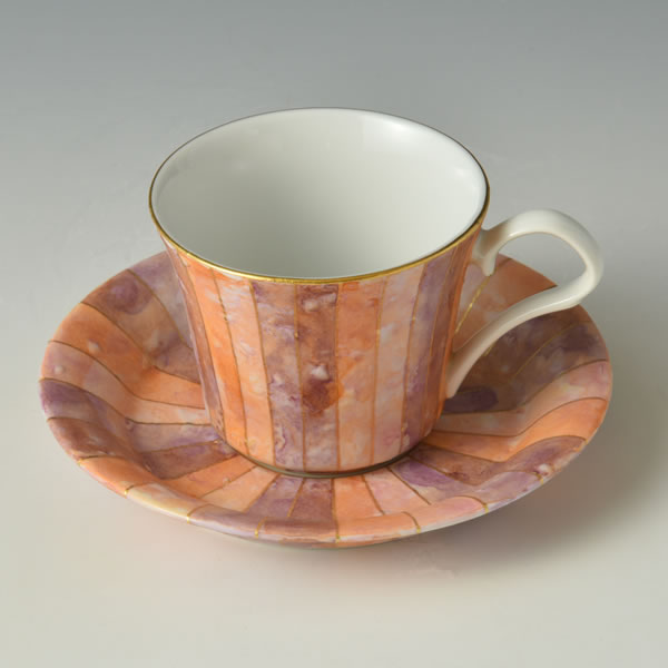 SAISHIKIKINSAI CUP (Cup with overglaze enamel and gold decoration E) Kutani ware