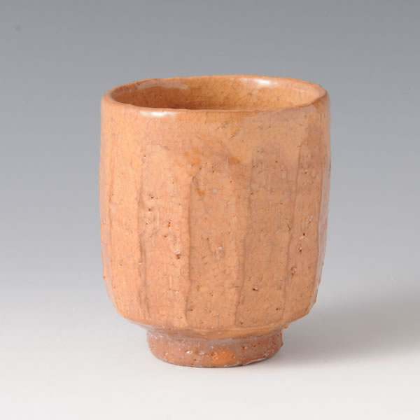 BIWA MENTORI YUNOMI (Faceted Teacup with Loquat color glaze) Hagi ware