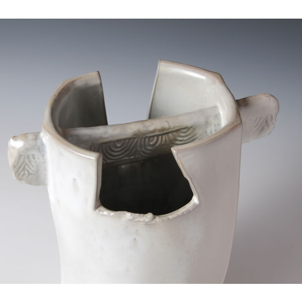 TEOKEYOHEN HANAIRE (Water Bucket with Kiln Effects) Hagi ware