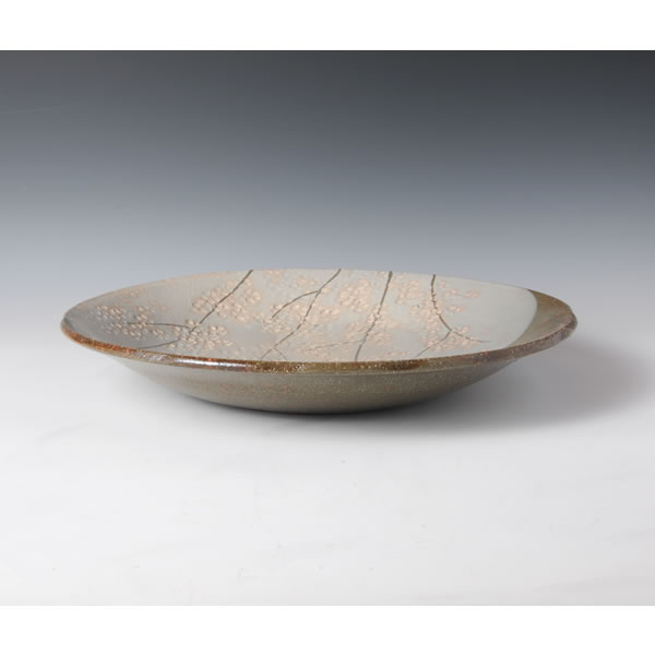 SAKURAMON ZARA (Plate with Cherry Blossoms design) Hagi ware