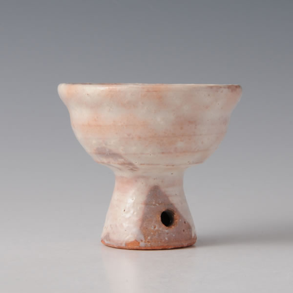 KOHIKI BAJOHAI (Stem Cup with White Slip glaze) Hagi ware