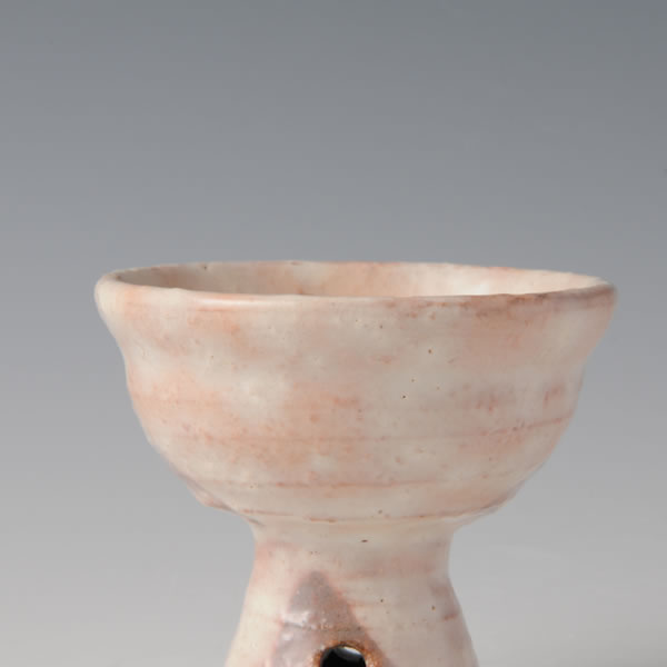 KOHIKI BAJOHAI (Stem Cup with White Slip glaze) Hagi ware