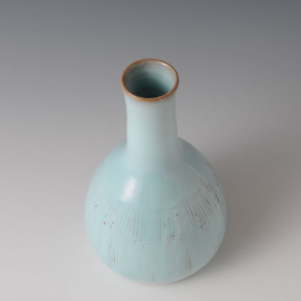 TANSEIYU HANAIRE  (Flower Vase with Pale Blue glaze F) Hagi ware