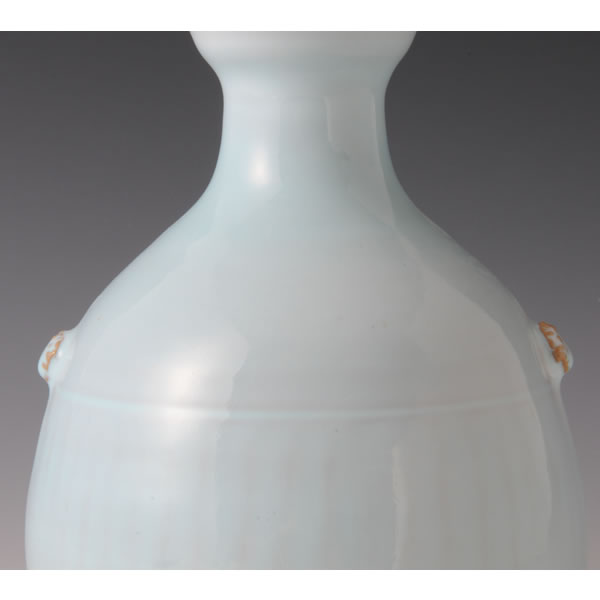 TANSEIYU HANAIRE  (Flower Vase with Pale Blue glaze G) Hagi ware