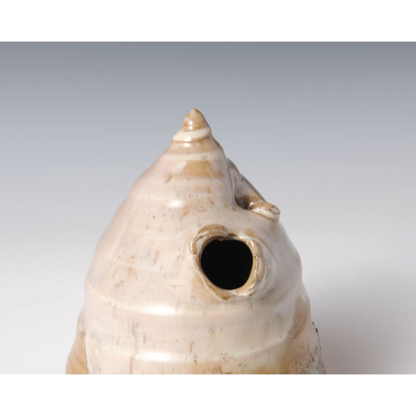 HAIKABURI HANAIRE (Flower Vase with Natural Ashe glaze) Hagi ware
