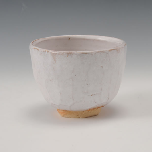 HAGIHAKUYU YOHEN CHWAN (Tea Bowl with White glaze and Kiln Effects) Hagi ware