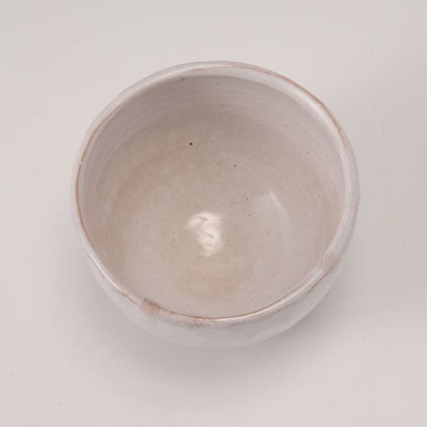 HAGIHAKUYU YOHEN CHWAN (Tea Bowl with White glaze and Kiln Effects) Hagi ware