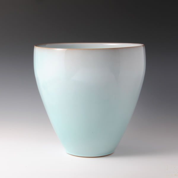 TANSEIYU KAKI (Flower Vase with Pale Blue Glaze B) Hagi ware