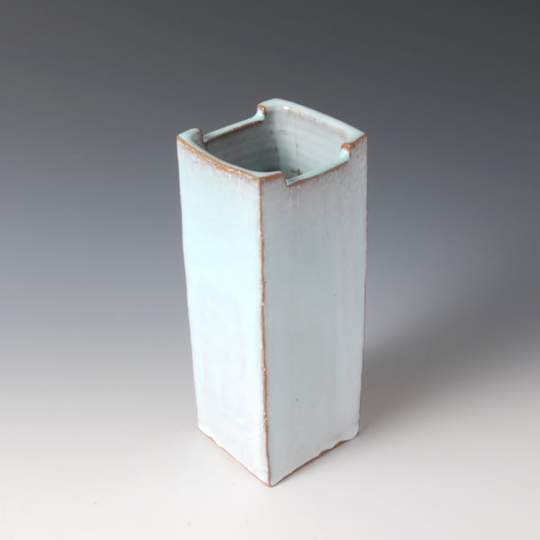 TANSEIYU HANAIRE  (Flower Vase with Pale Blue glaze B) Hagi ware