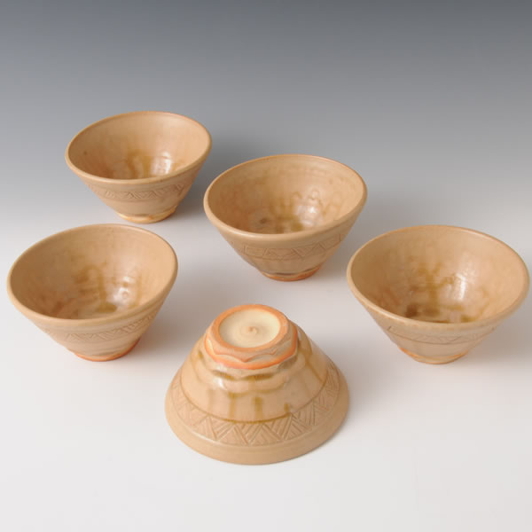 IRABOYU KOBACHI (Five Bowls with Irabo glaze B)