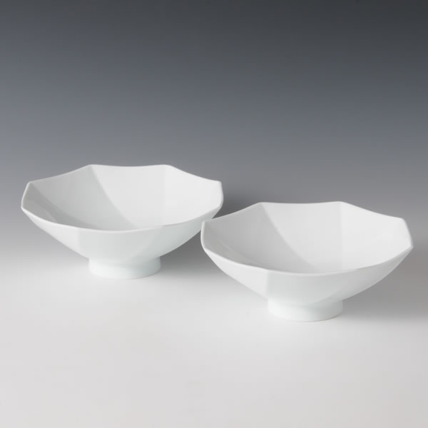 HAKUJI HAKKAKUBACHI (White Porcelain Octagonal Bowls) Arita ware