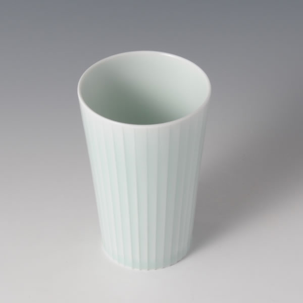 SEIHAKUJI SENBORI CUP (White Porcelain Cup with Engraved Line design & Pale Blue glaze) Arita ware