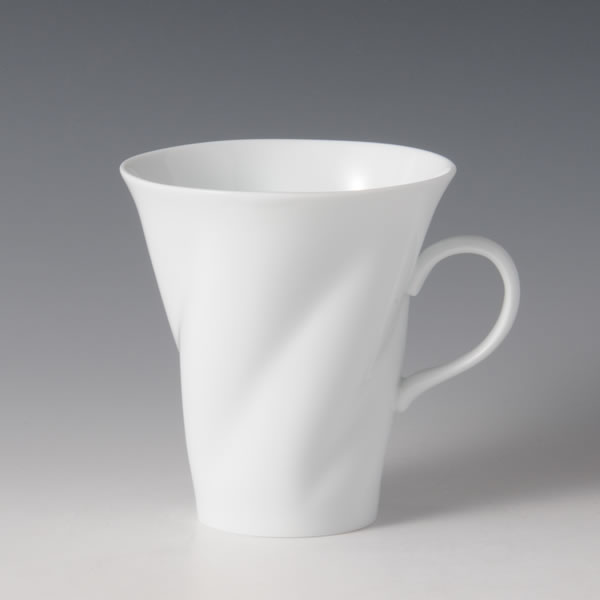 HAKUJI HINERI MUGCUP (White Porcelain Mug with Twist pattern) Arita ware