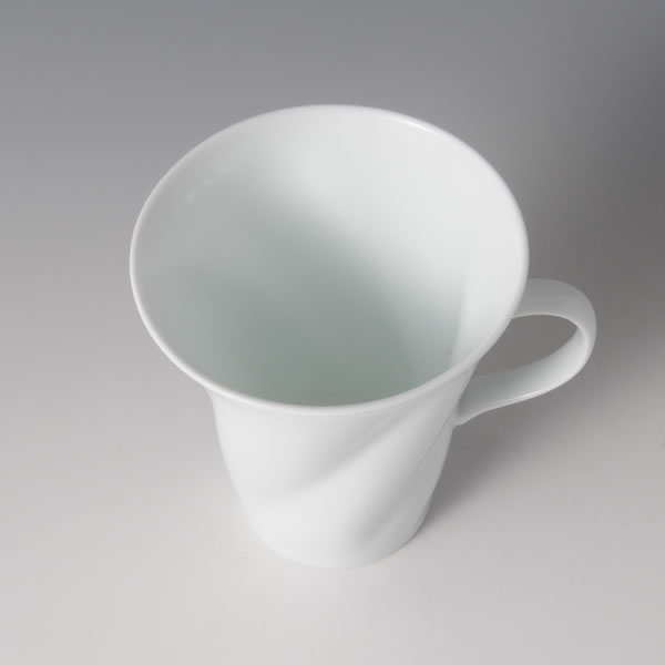 HAKUJI HINERI MUGCUP (White Porcelain Mug with Twist pattern) Arita ware