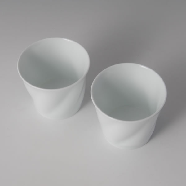 HAKUJI HINERI CUP (White Porcelain Cup with Twist pattern) Arita ware