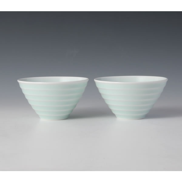 SEIHAKUJI SENDAN TAYOWAN (White Porcelain Bowl in Line design with Pale Blue glaze) Arita ware