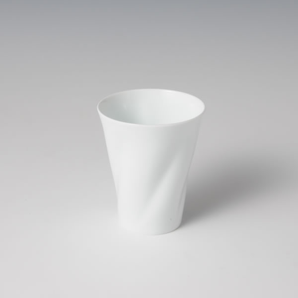HAKUJI GOHOHINERI GLASS (White Porcelain Glass with Five-direction twist) Arita ware